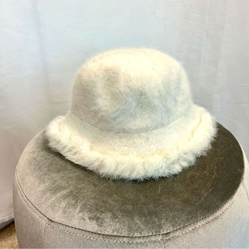 Danier leather ivory white light cream angora bucket hat